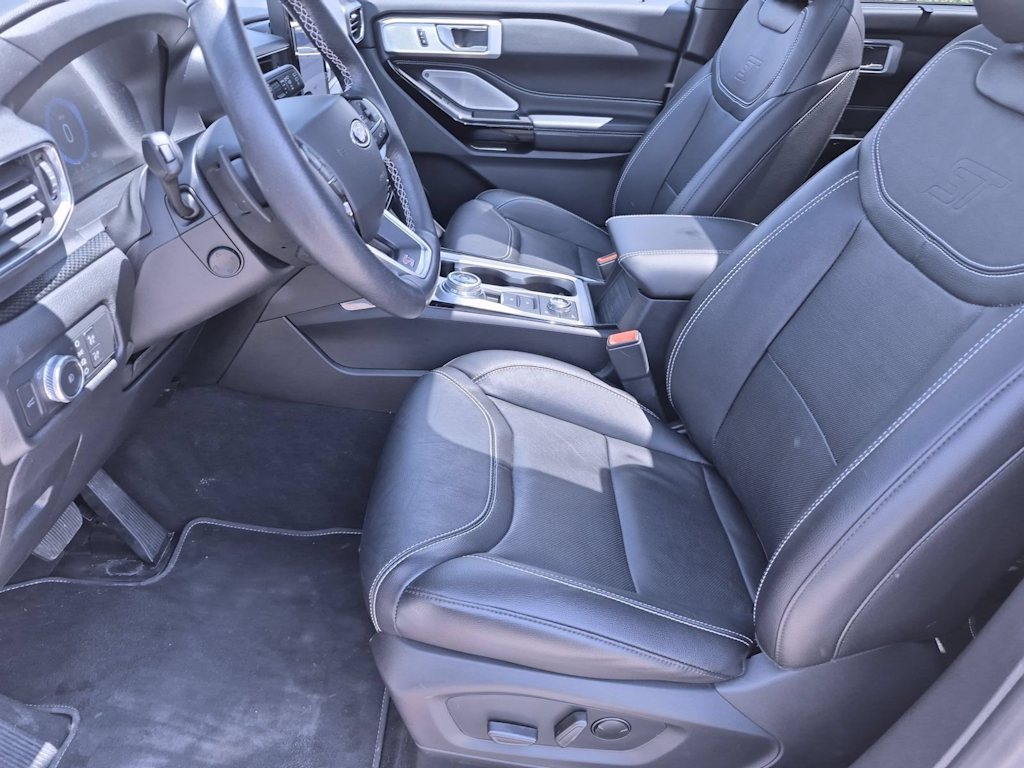 Thumbnail: 2022 Ford Explorer - 10