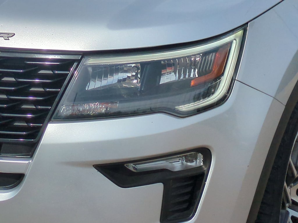 Thumbnail: 2018 Ford Explorer - 23