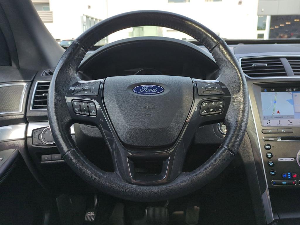 Thumbnail: 2018 Ford Explorer - 13