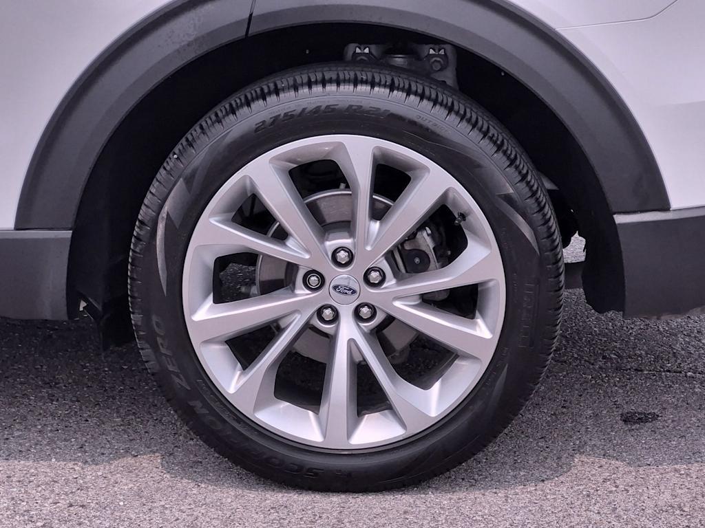 Thumbnail: 2023 Ford Explorer - 7