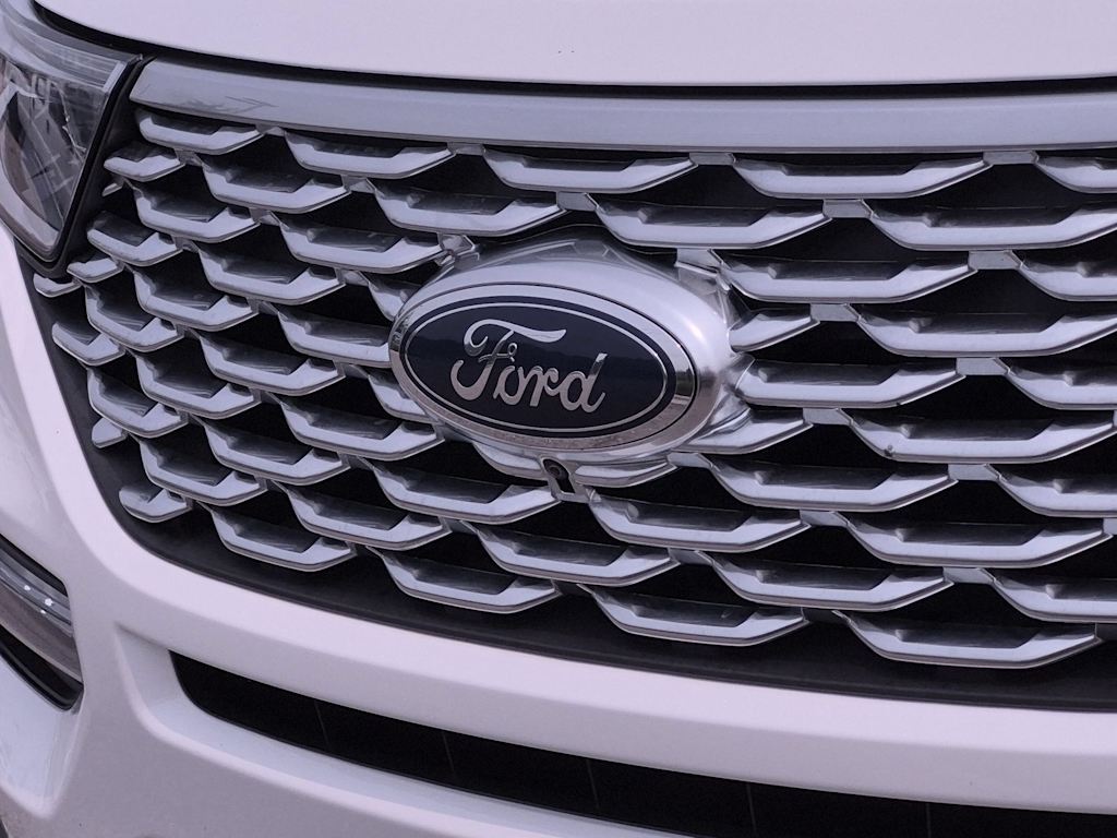 Thumbnail: 2023 Ford Explorer - 6