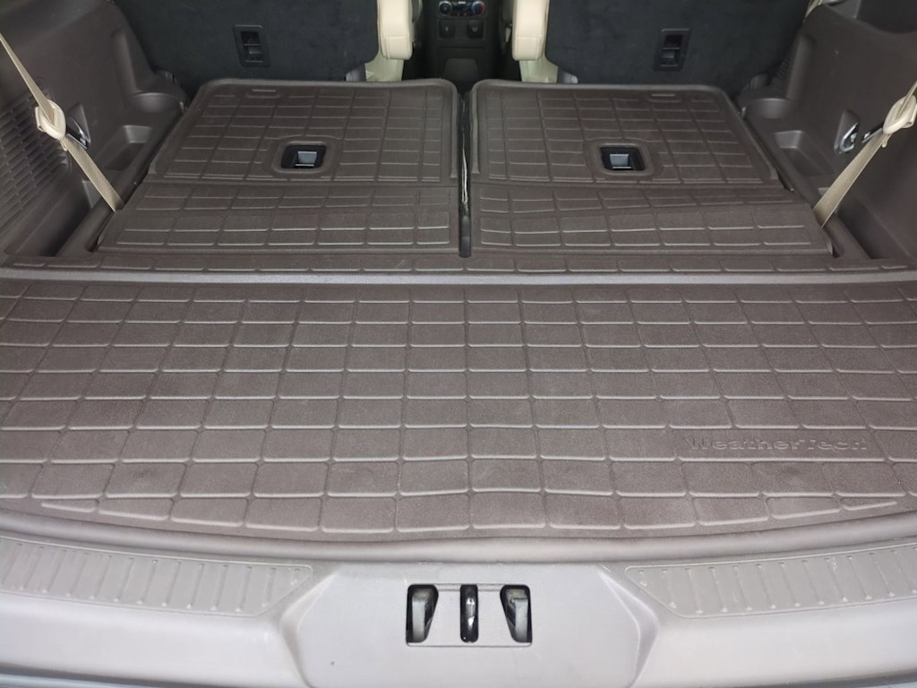 Thumbnail: 2023 Ford Explorer - 15