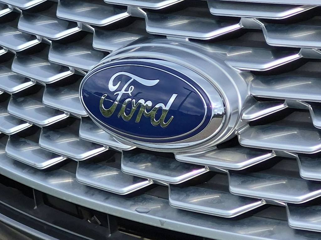Thumbnail: 2018 Ford Explorer - 7