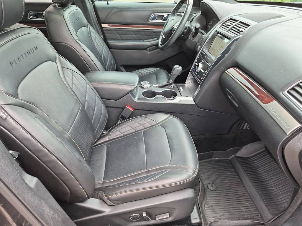 Thumbnail: 2018 Ford Explorer - 11