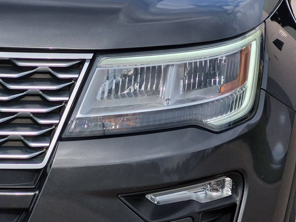 Thumbnail: 2018 Ford Explorer - 23
