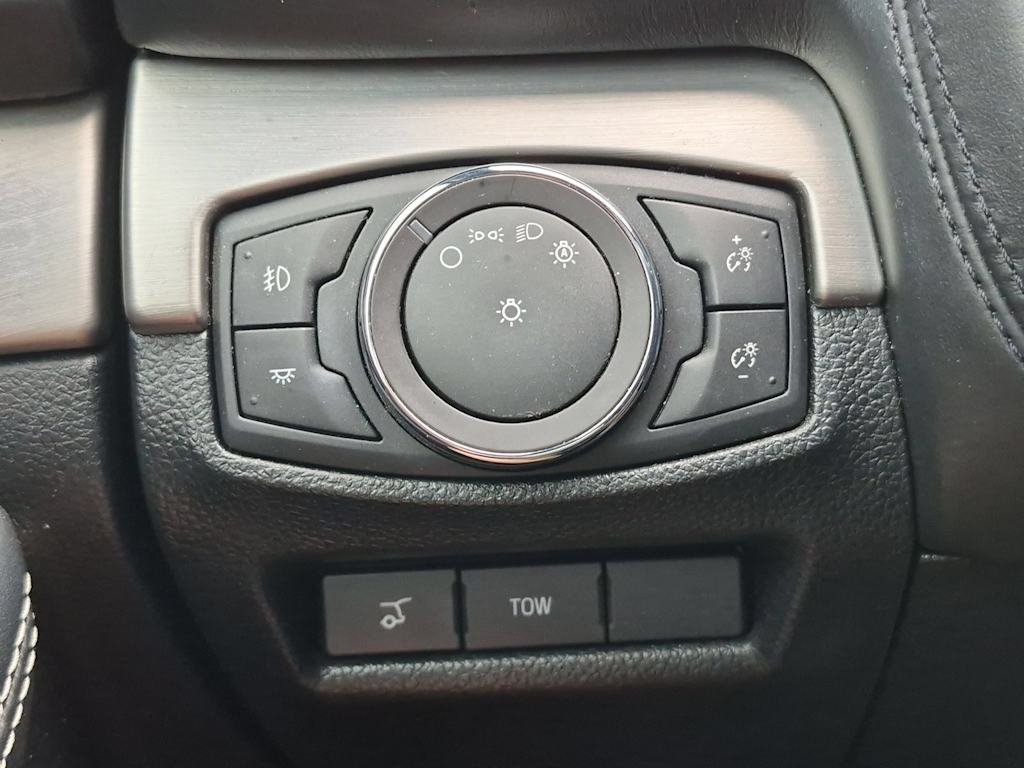 Thumbnail: 2018 Ford Explorer - 35