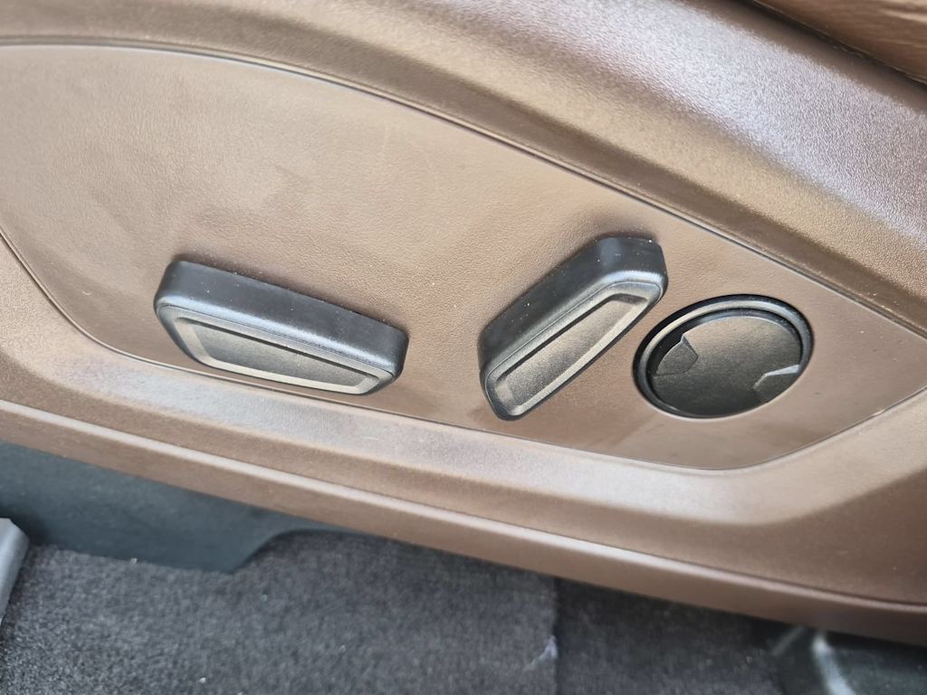 Thumbnail: 2024 Ford Explorer - 26
