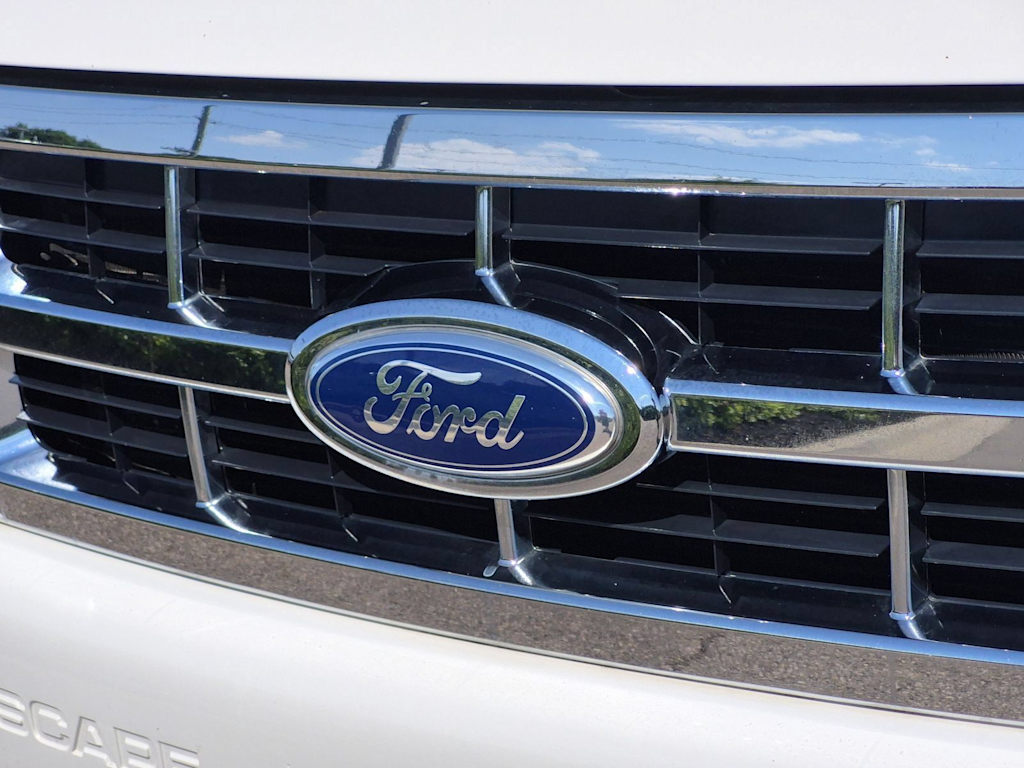 Thumbnail: 2011 Ford Escape - 7