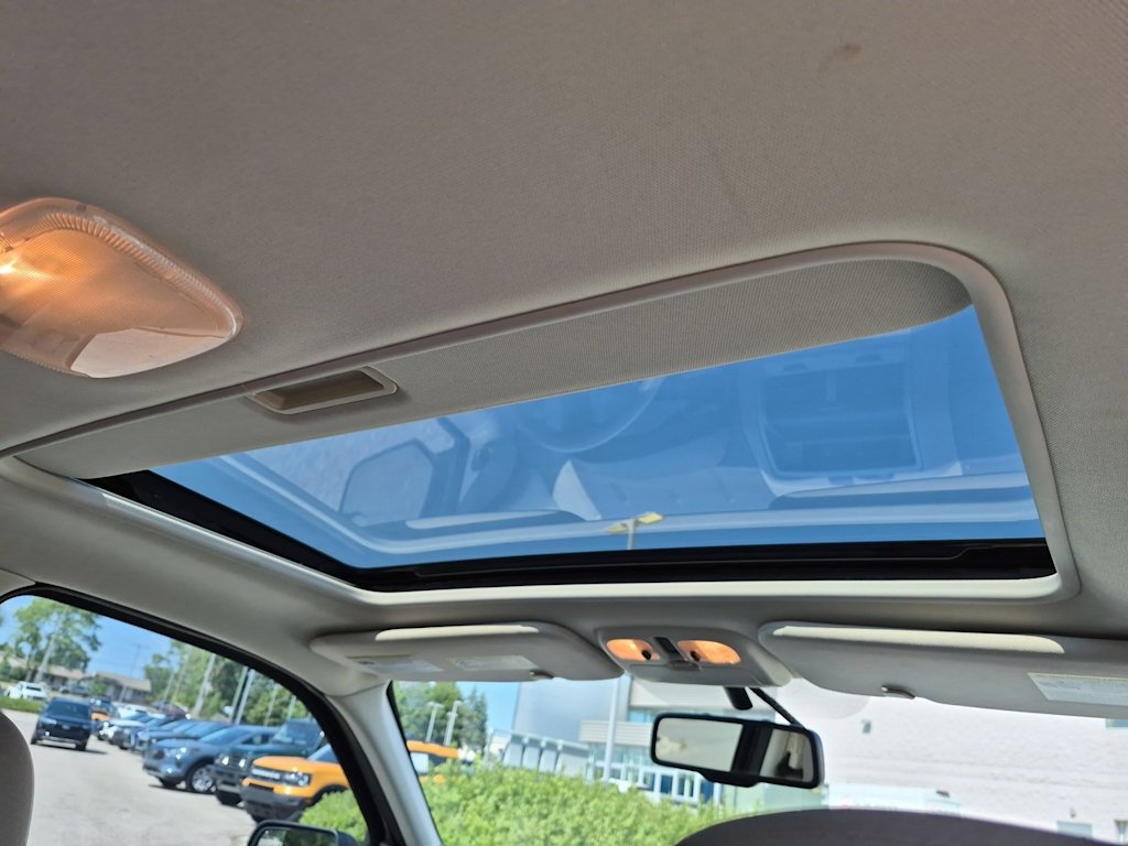 Thumbnail: 2011 Ford Escape - 30