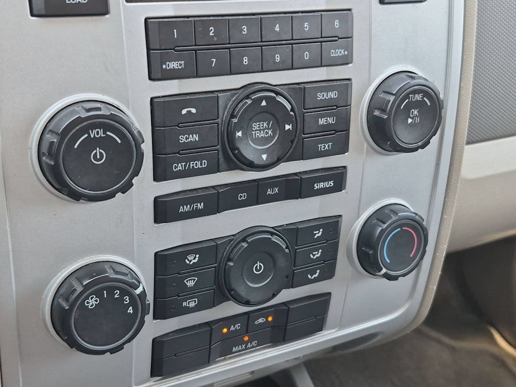 Thumbnail: 2011 Ford Escape - 35