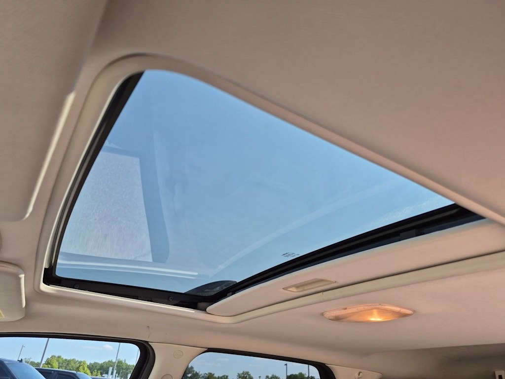 Thumbnail: 2011 Ford Escape - 27
