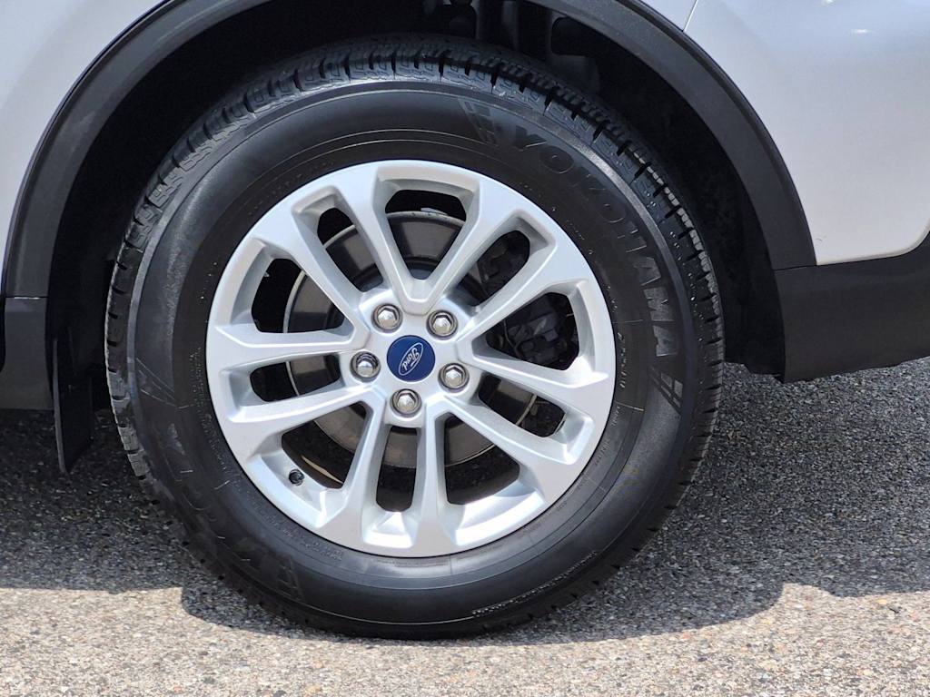 Thumbnail: 2020 Ford Escape - 8