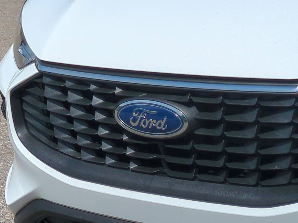 Thumbnail: 2023 Ford Escape - 24