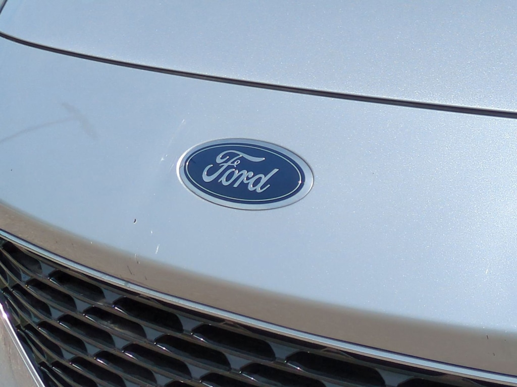 Thumbnail: 2020 Ford Escape - 7