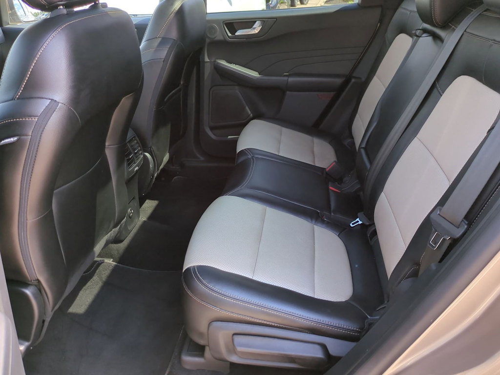 Thumbnail: 2021 Ford Escape - 27
