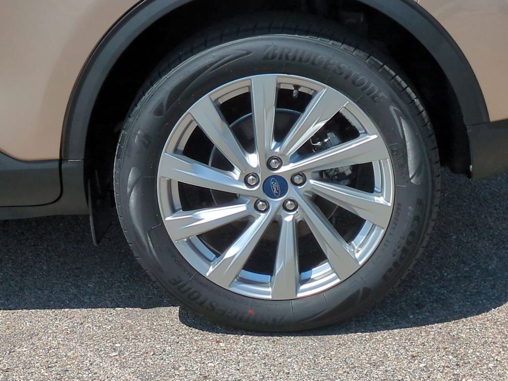 Thumbnail: 2021 Ford Escape - 8
