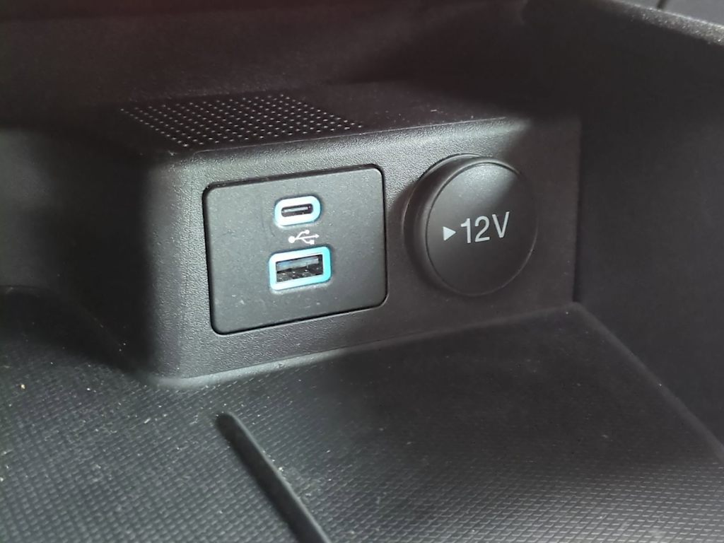 Thumbnail: 2022 Ford Escape - 33