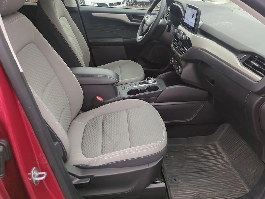 Thumbnail: 2022 Ford Escape - 11