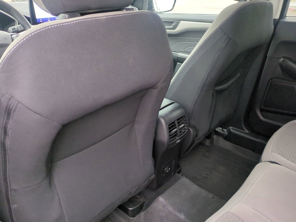 Thumbnail: 2022 Ford Escape - 25