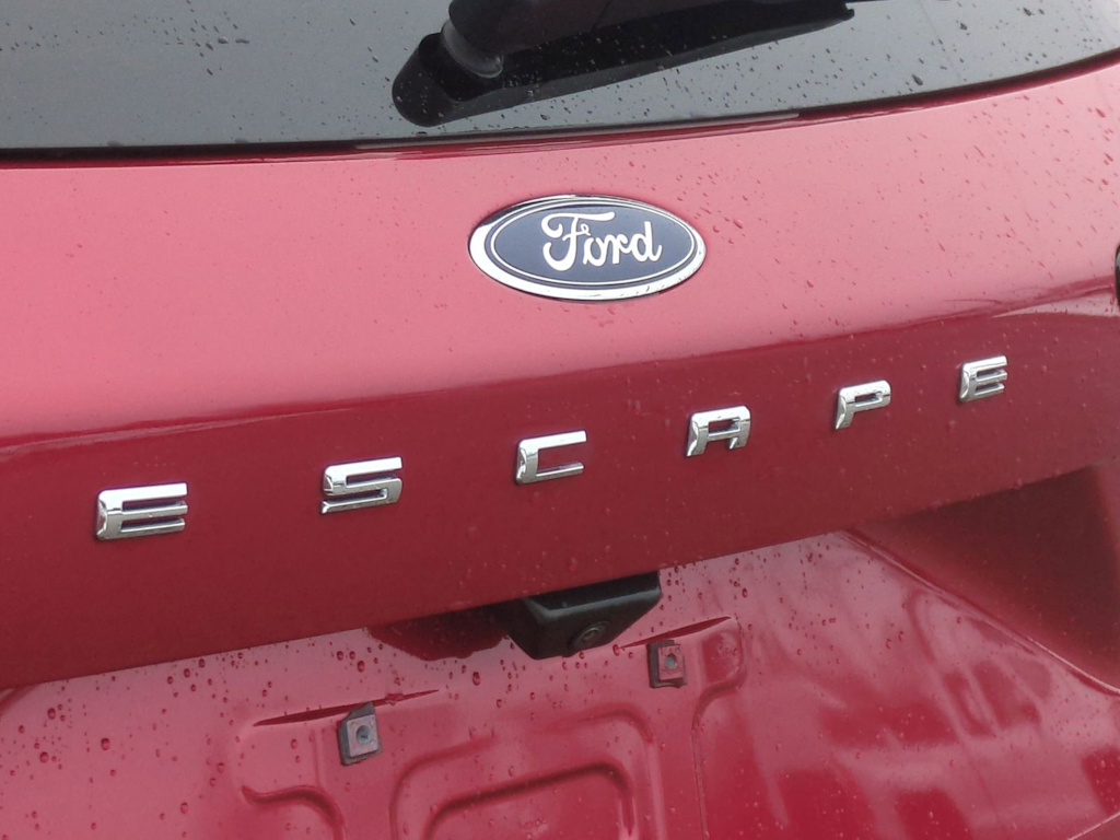 Thumbnail: 2022 Ford Escape - 23