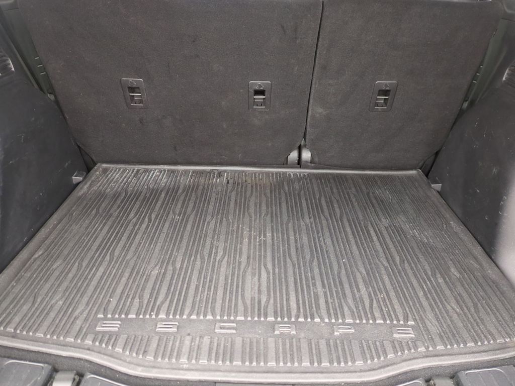 Thumbnail: 2022 Ford Escape - 16