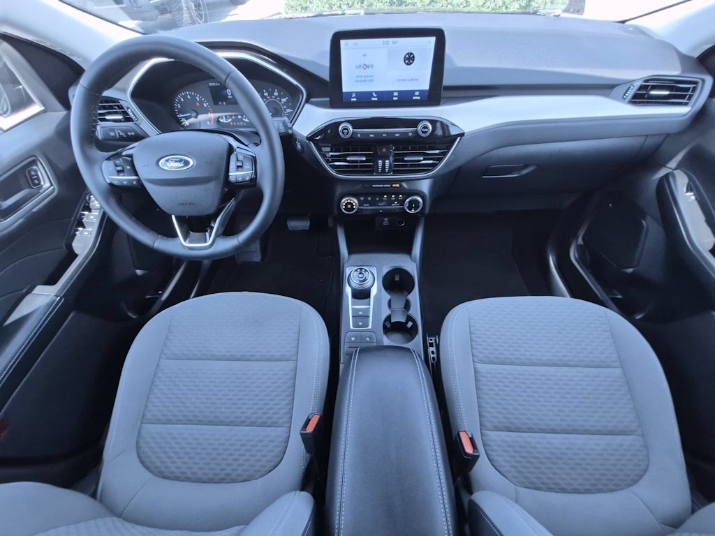 Thumbnail: 2022 Ford Escape - 9