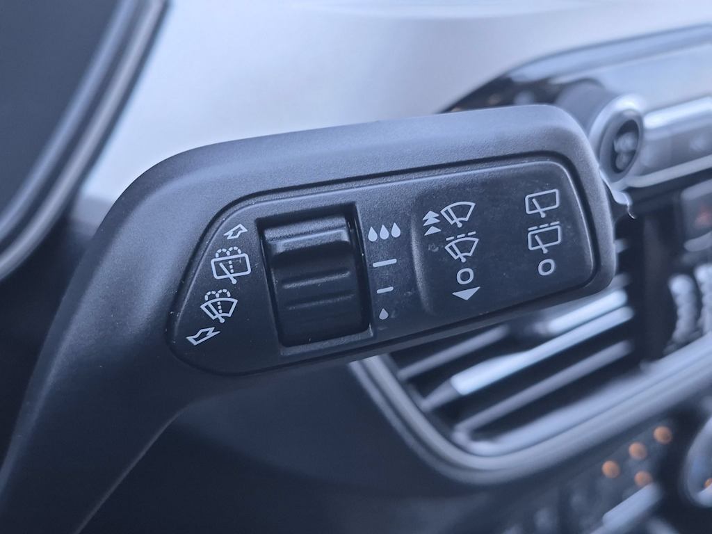 Thumbnail: 2022 Ford Escape - 30