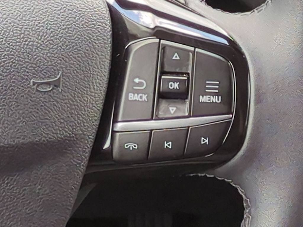 Thumbnail: 2023 Ford Escape - 28
