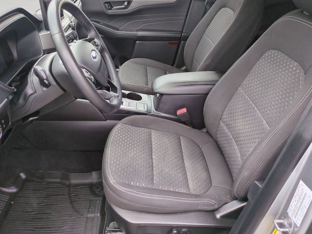 Thumbnail: 2023 Ford Escape - 9
