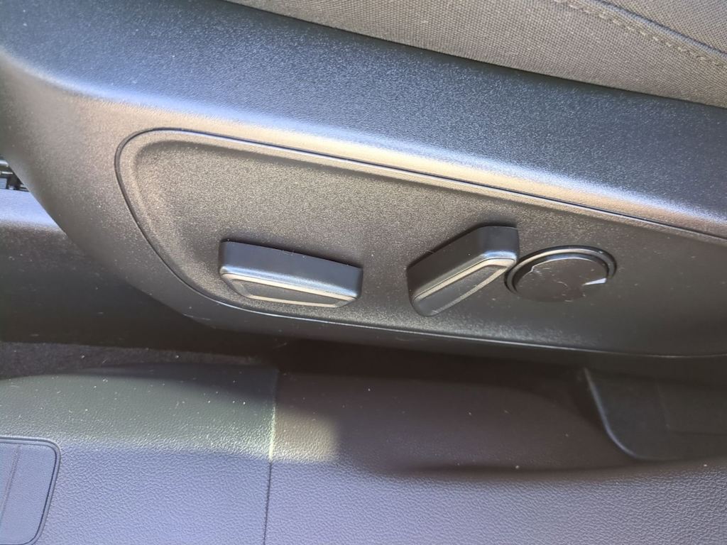 Thumbnail: 2023 Ford Escape - 24