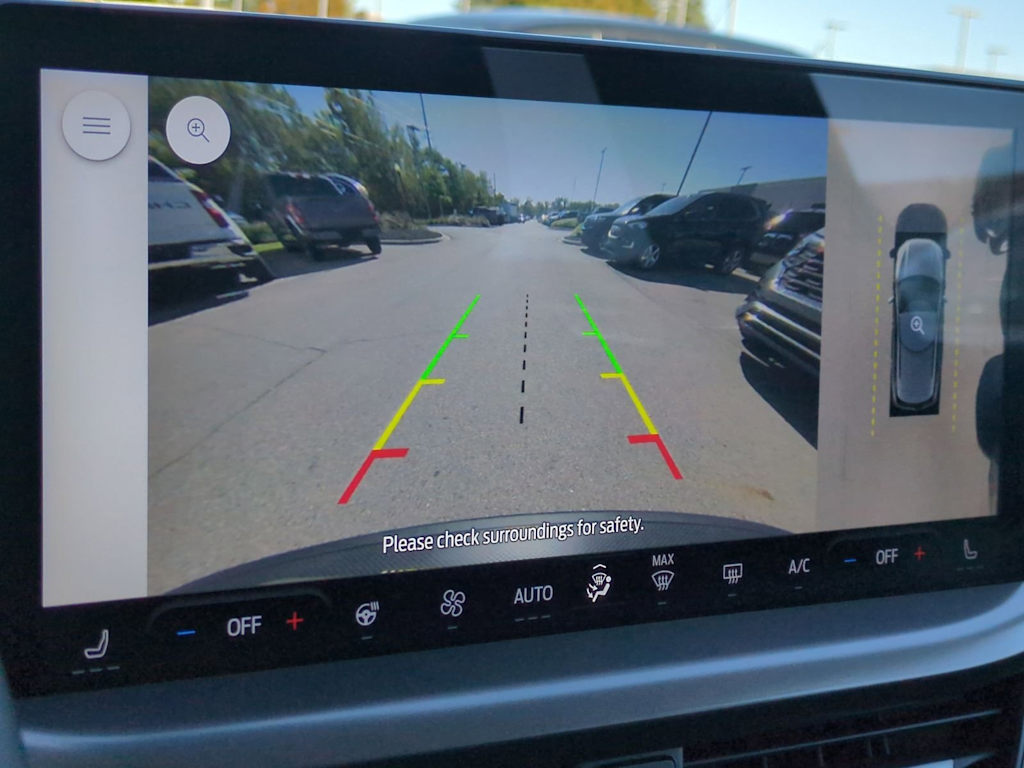 Thumbnail: 2023 Ford Escape - 32