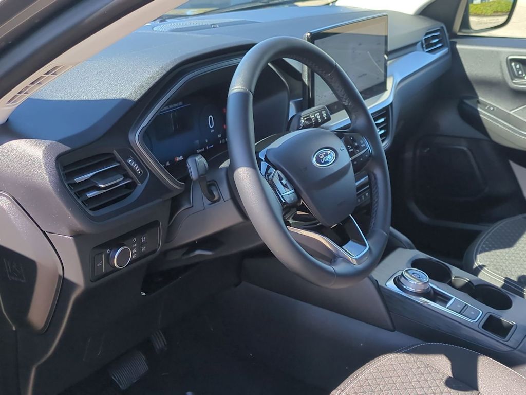 Thumbnail: 2023 Ford Escape - 2