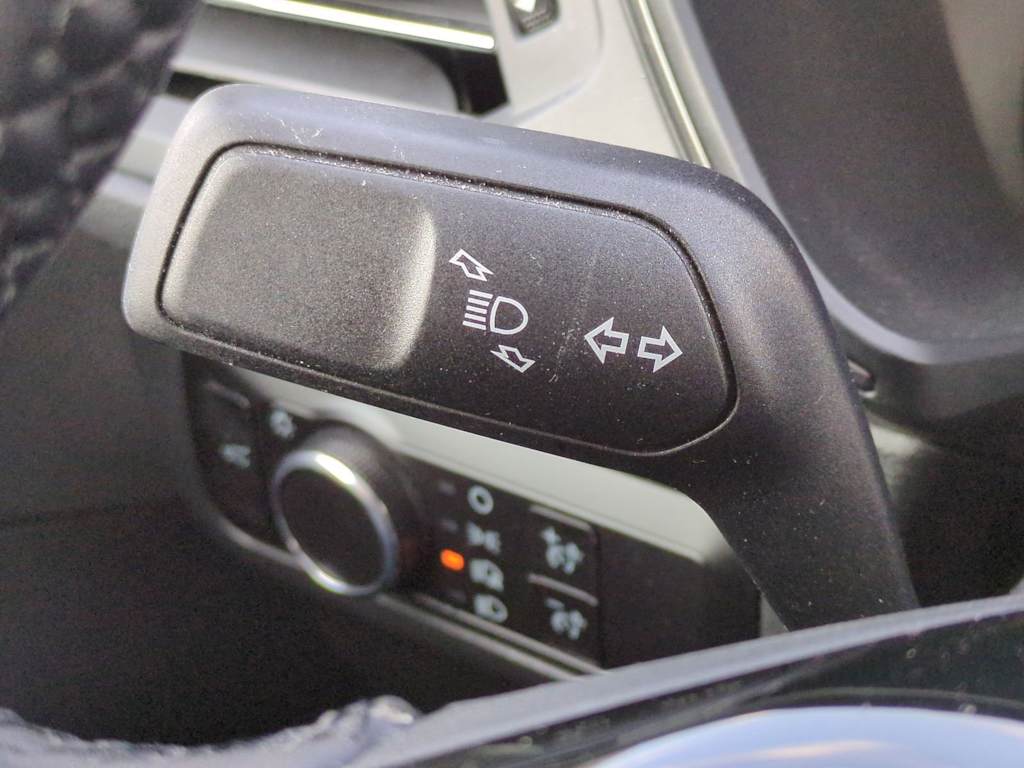 Thumbnail: 2023 Ford Escape - 32