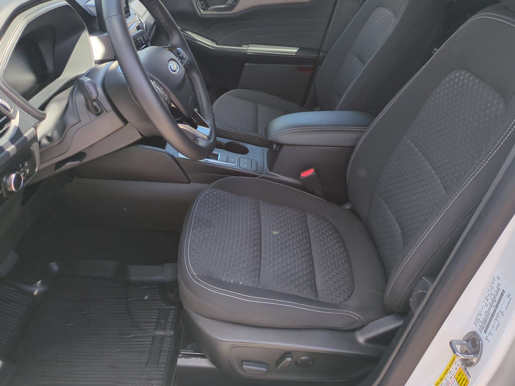 Thumbnail: 2023 Ford Escape - 10