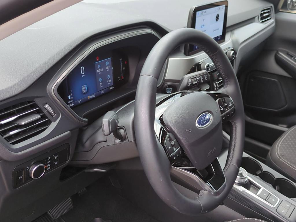Thumbnail: 2023 Ford Escape - 2