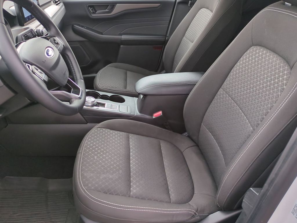 Thumbnail: 2024 Ford Escape - 10