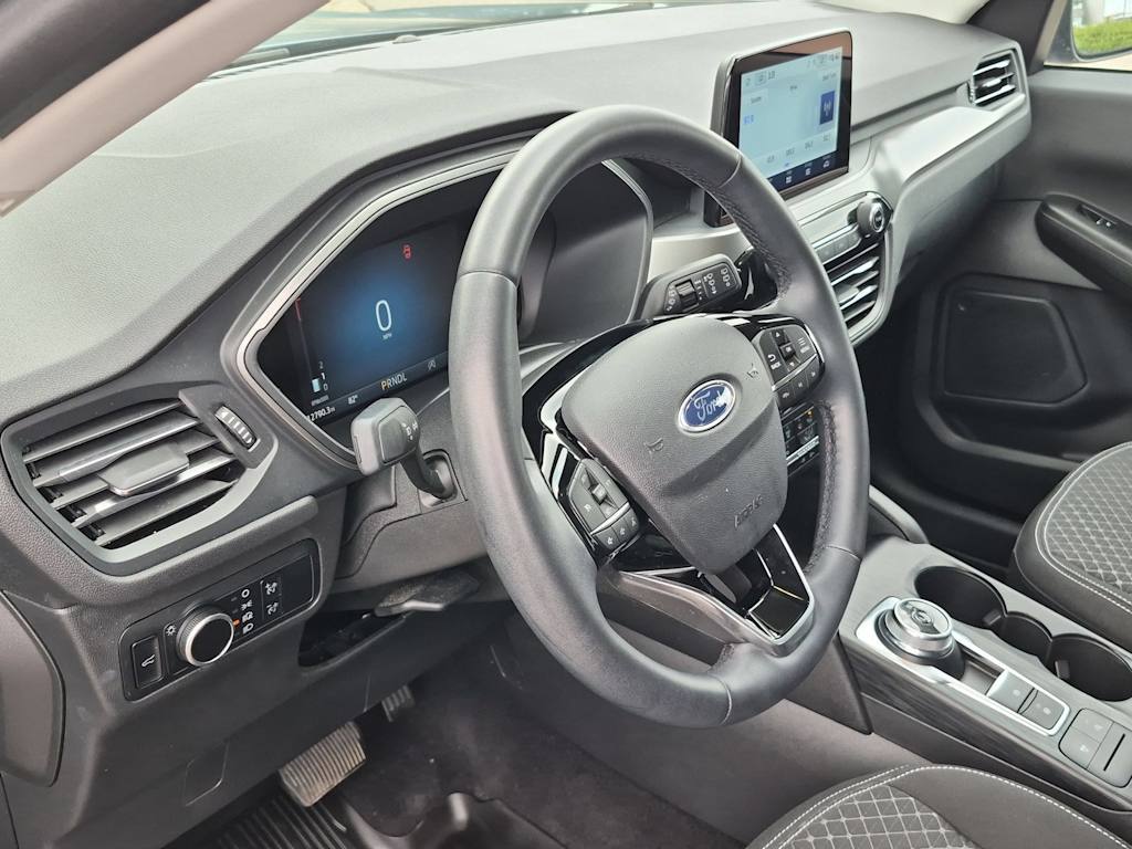 Thumbnail: 2023 Ford Escape - 2