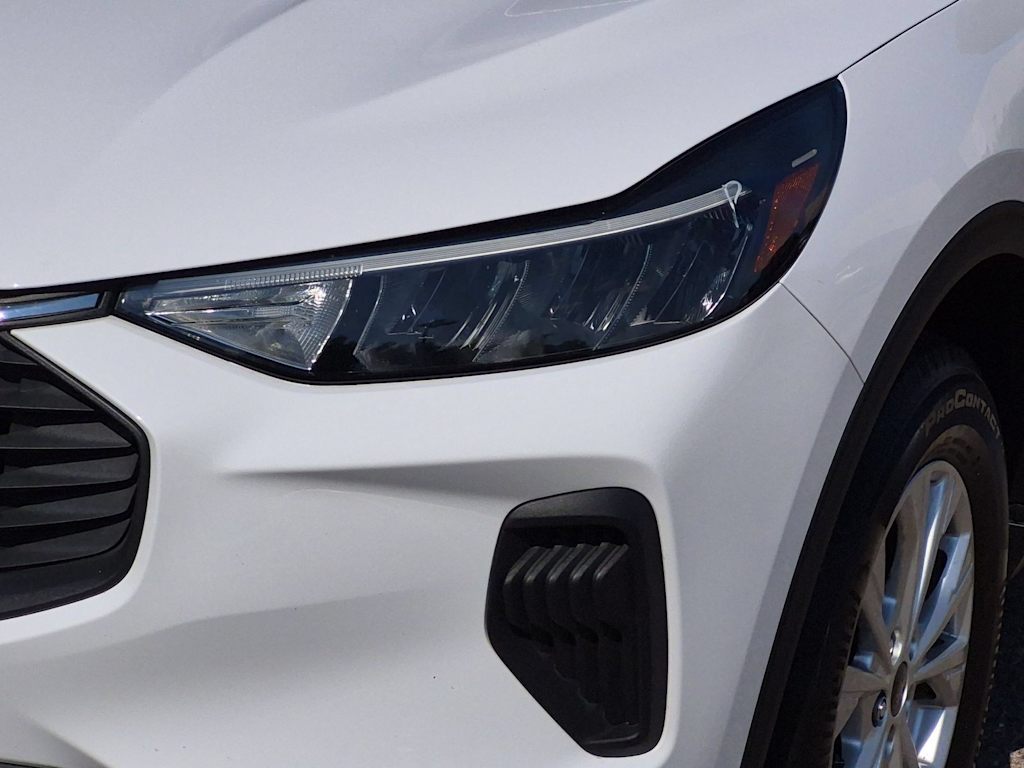 Thumbnail: 2024 Ford Escape - 22
