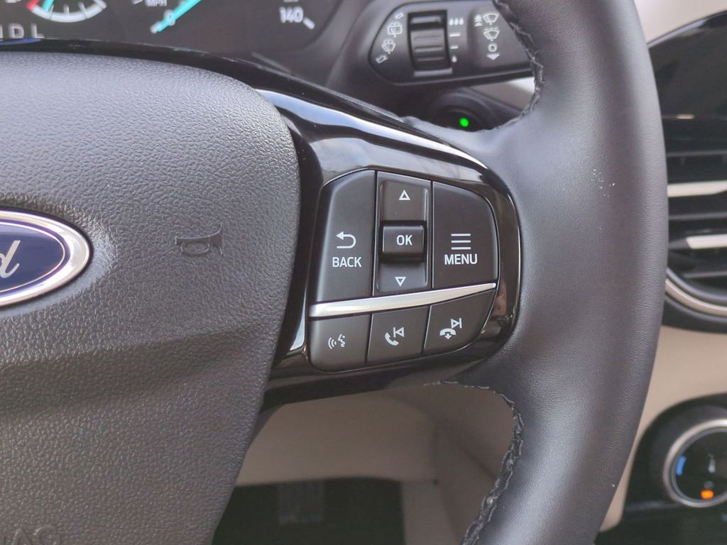 Thumbnail: 2022 Ford Escape - 28