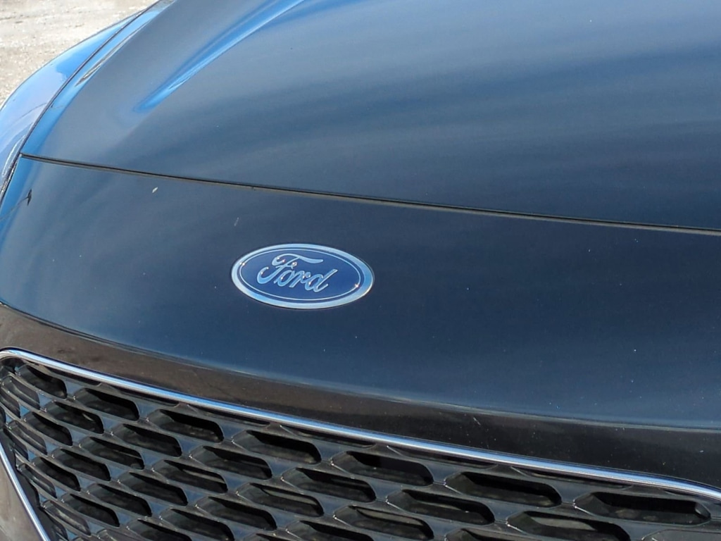 Thumbnail: 2022 Ford Escape - 7