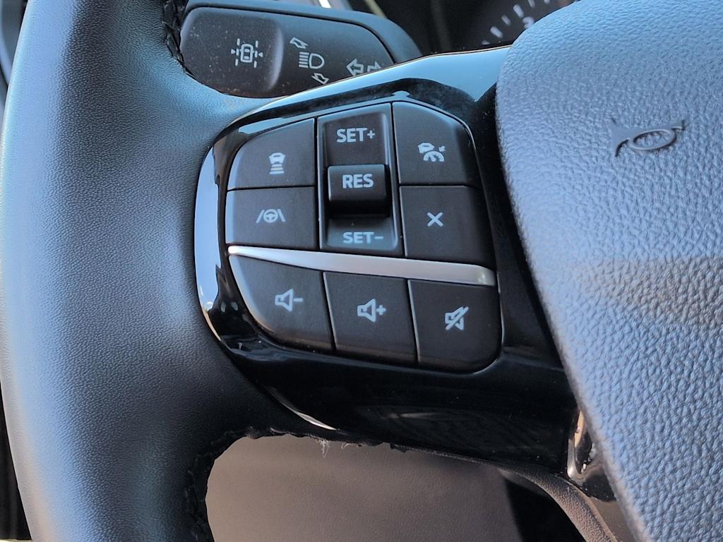 Thumbnail: 2022 Ford Escape - 27