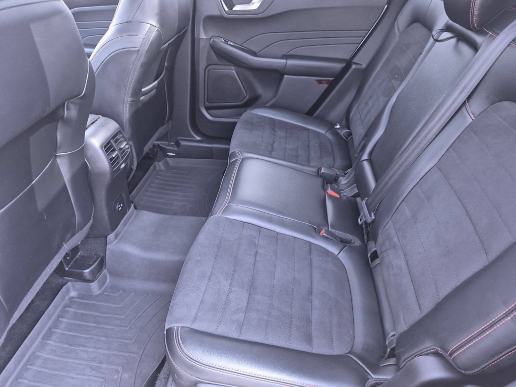 Thumbnail: 2022 Ford Escape - 26