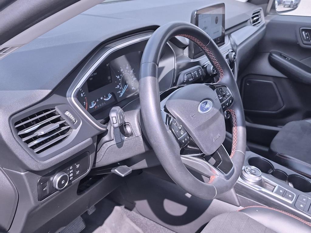 Thumbnail: 2022 Ford Escape - 2
