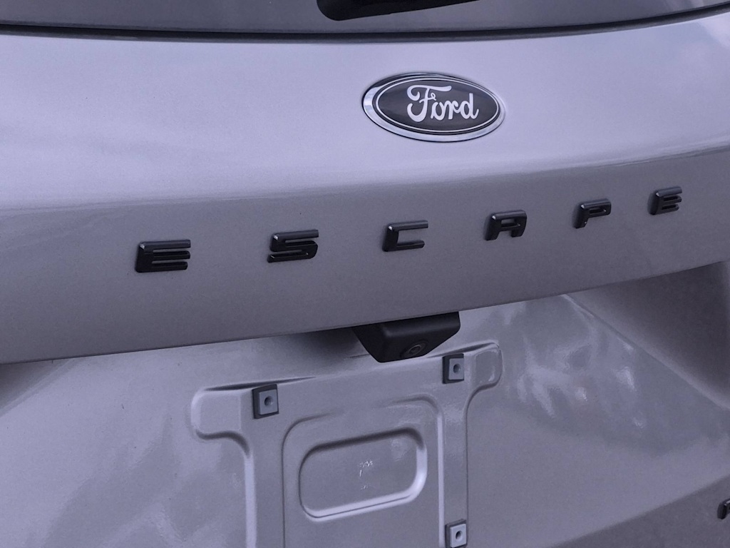 Thumbnail: 2022 Ford Escape - 5