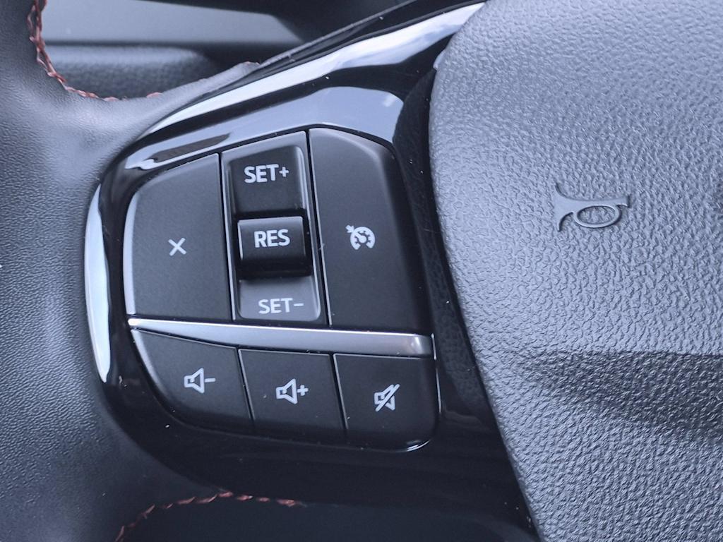 Thumbnail: 2022 Ford Escape - 29