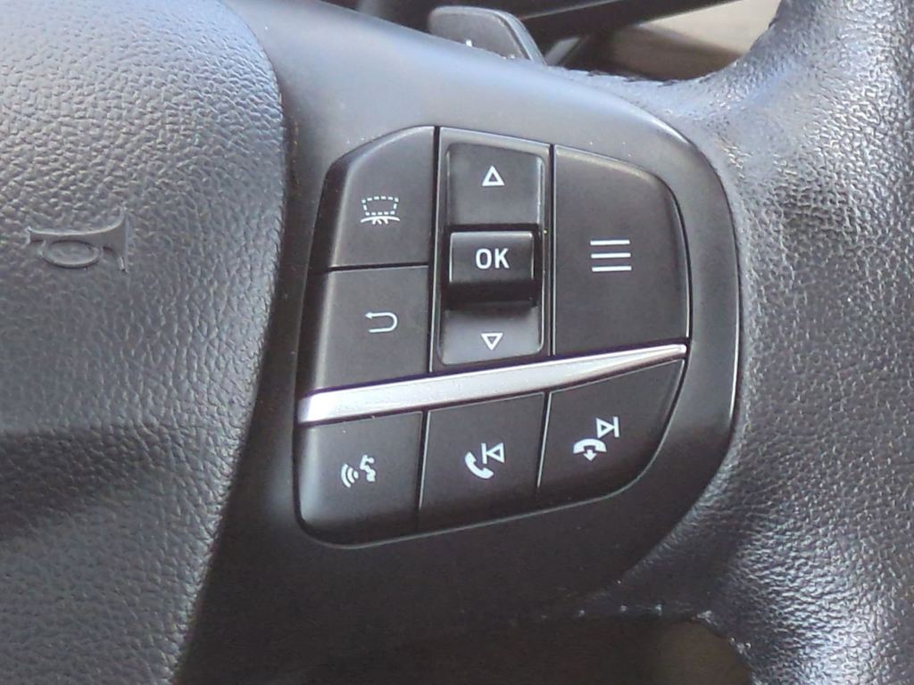 Thumbnail: 2020 Ford Escape - 31