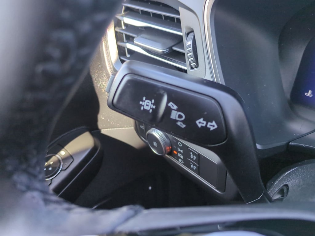 Thumbnail: 2022 Ford Escape - 33