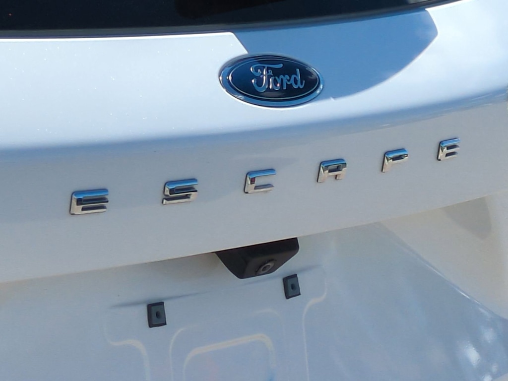 Thumbnail: 2020 Ford Escape - 23