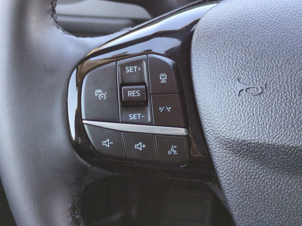 Thumbnail: 2023 Ford Escape - 28