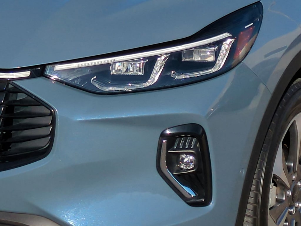 Thumbnail: 2023 Ford Escape - 23